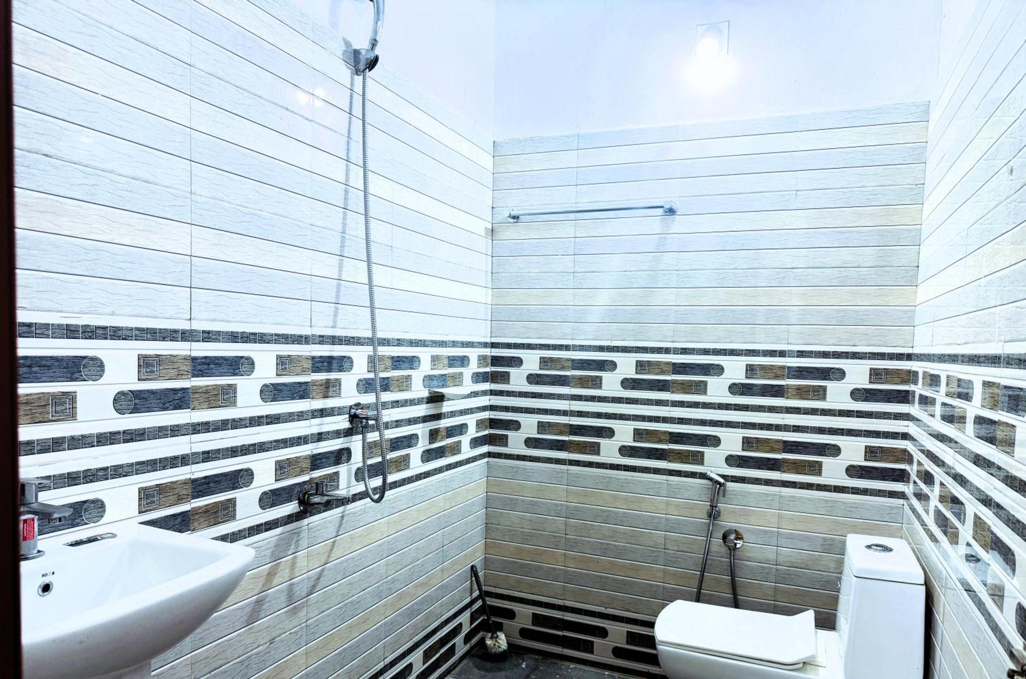 Vcs Apartments Parassinikadavu Parassinikkadavu Luaran gambar